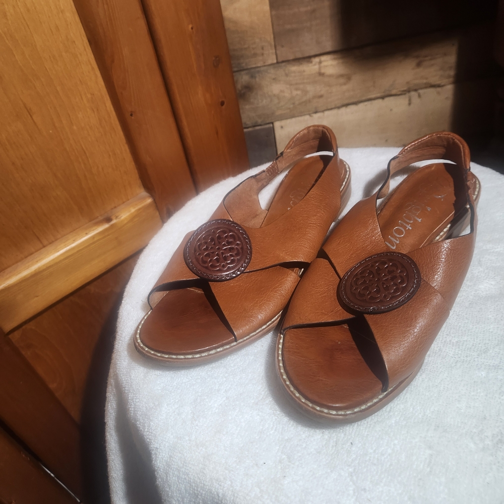 Brighton Nicole X Band Sling Leather Sandals In Cognac Size 8M- Made In Brazil - Picture 6 of 10